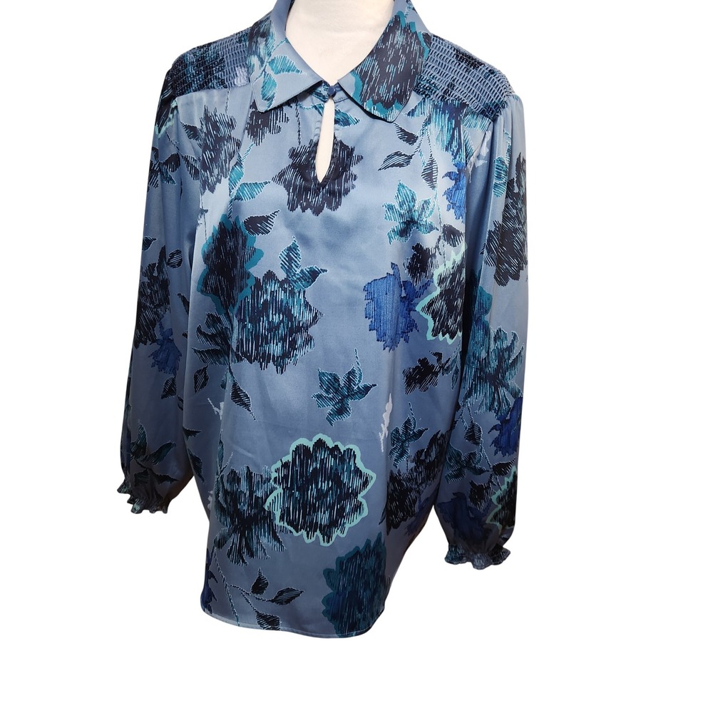 Canyon Retreat Womens XL Blue Floral Print Collared Smocked Top Office‎ Blouse